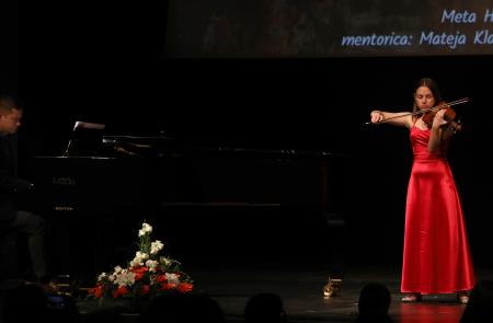 KONCERT ABSOLVENTOV GLASBENE ŠOLE 43 FOTO LJUBO VUKELIČ